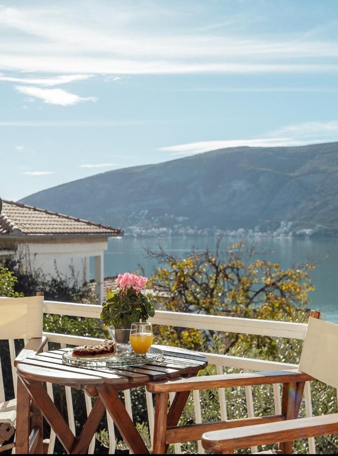 Apartmani Vico Herceg Novi Extérieur photo